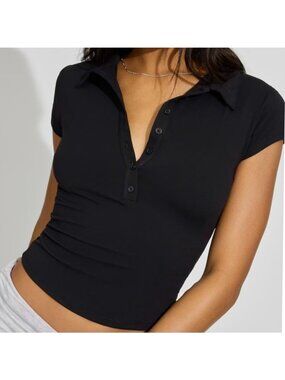 Garage NWOT Short Sleeve Black Polo Top in P?S